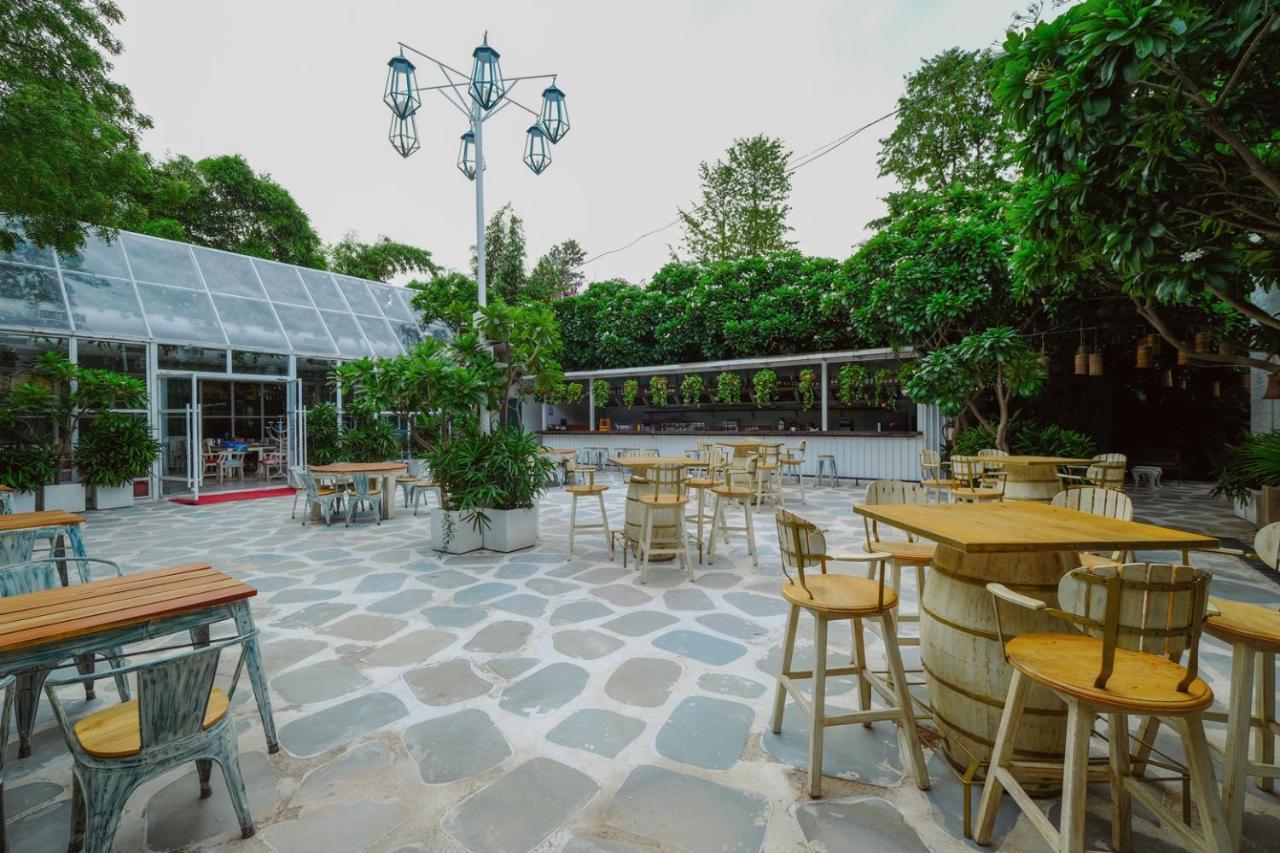 Devraj Niwas Hotel Джайпур Екстериор снимка
